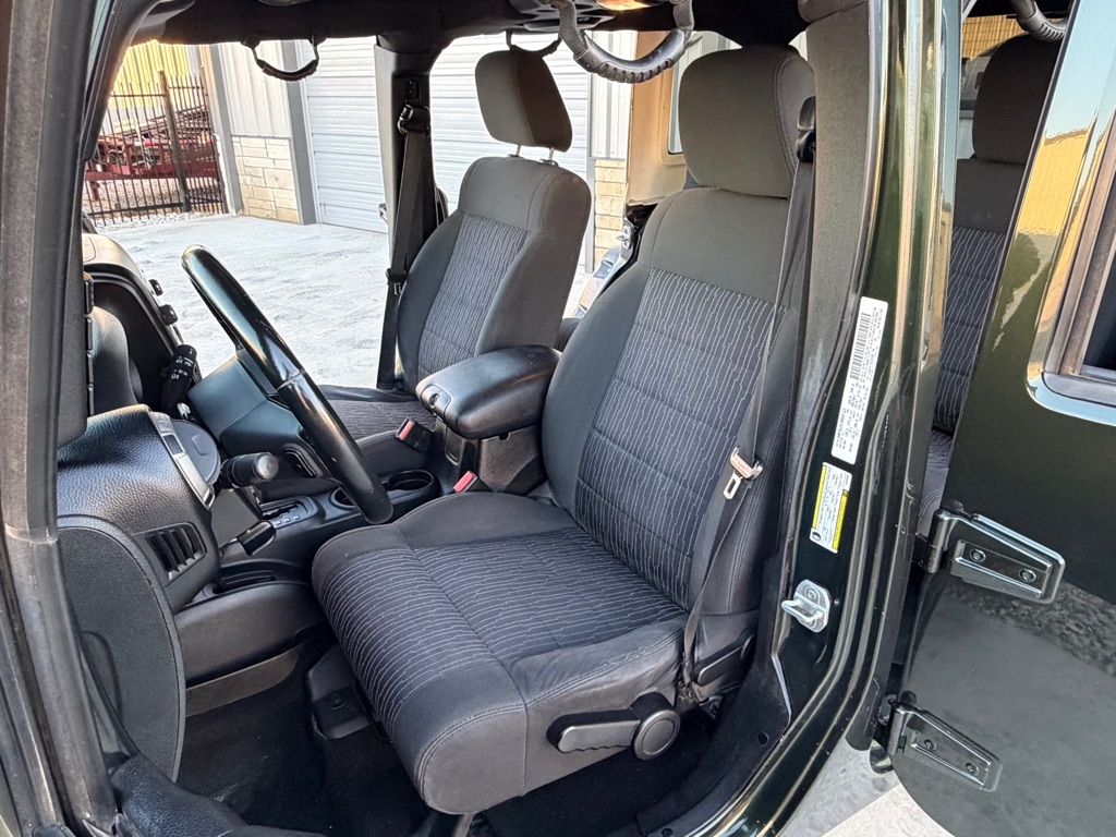 Jeep Wrangler Unlimited Sport 4WD 2011