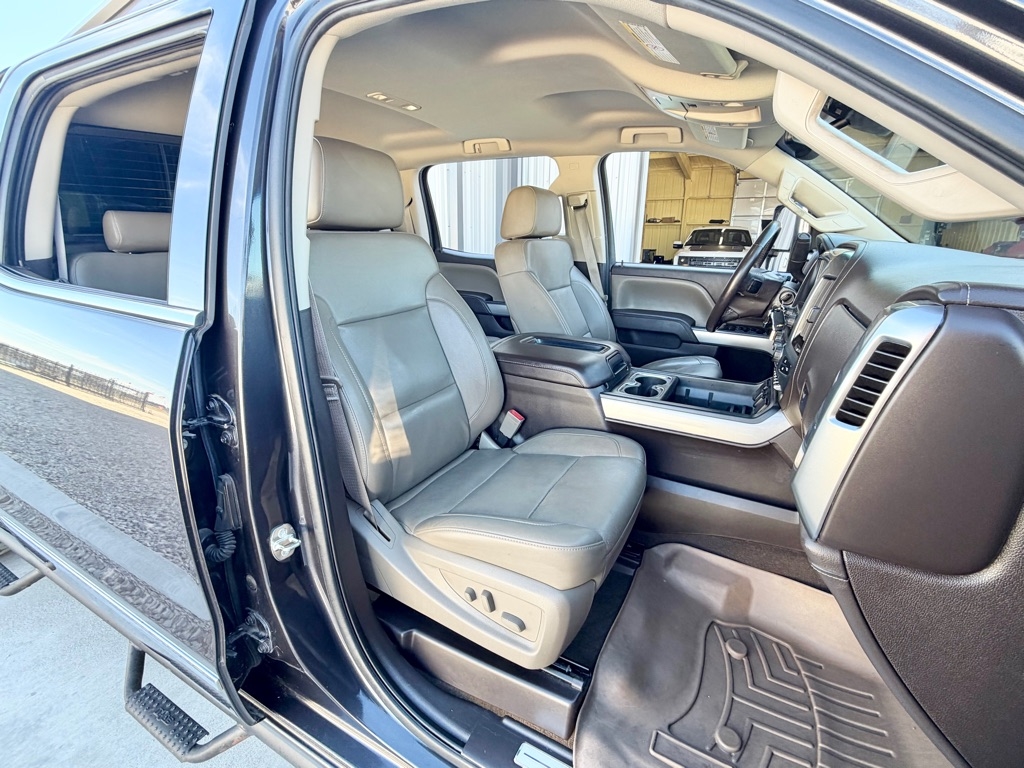 Chevrolet Silverado 3500HD LTZ Crew Cab 4WD 2015