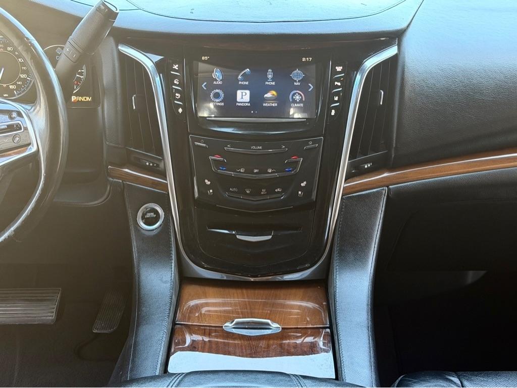 Cadillac Escalade ESV Premium 4WD 2015