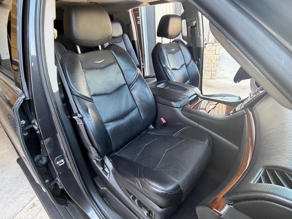 Cadillac Escalade ESV Premium 4WD 2015