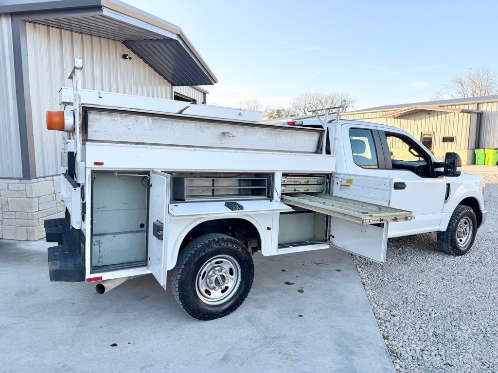 Ford F-350 SD XL SuperCab 2WD 2019