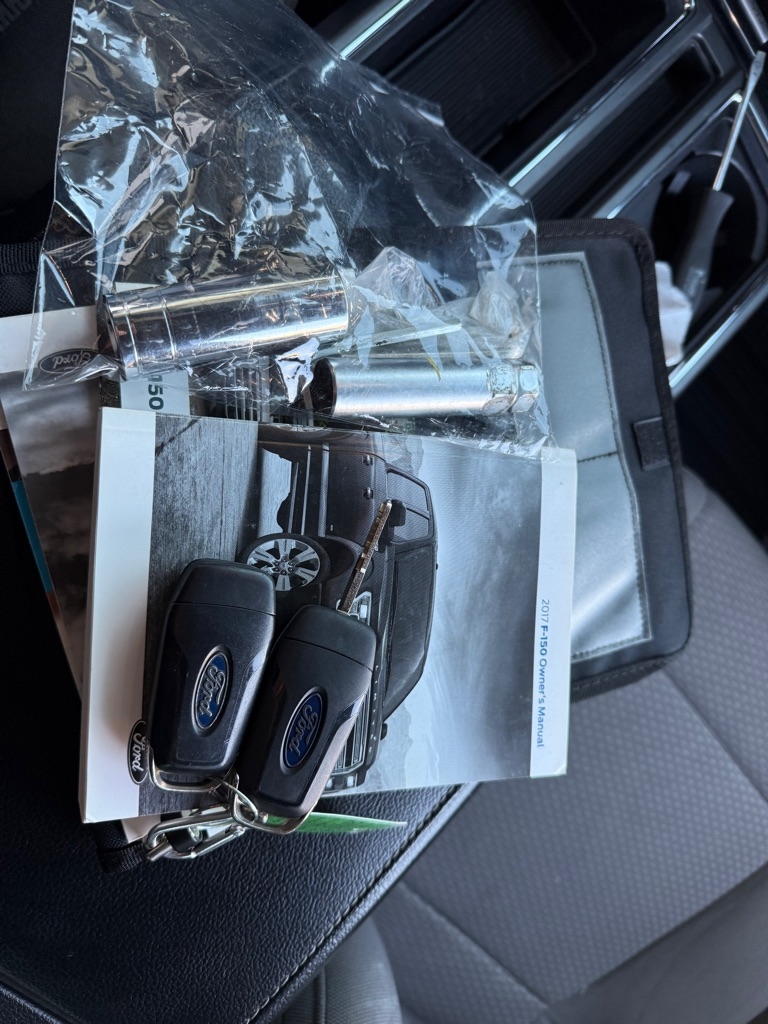 Ford F-150 XL SuperCrew 6.5-ft. Bed 4WD 2017