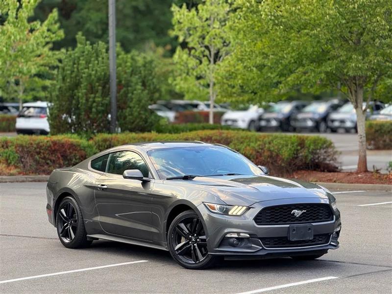 Ford Mustang EcoBoost Coupe 2015 Ford Mustang EcoBoost Coupe 2015