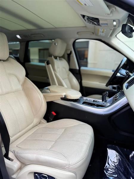 Land Rover Range Rover Sport 3.0L V6 Supercharged SE 2014 Land Rover Range Rover Sport 3.0L V6 Supercharged SE 2014