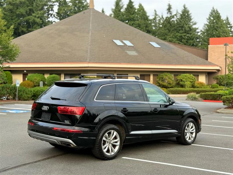 Audi Q7 3.0 Premium Plus quattro 2018 Audi Q7 3.0 Premium Plus quattro 2018