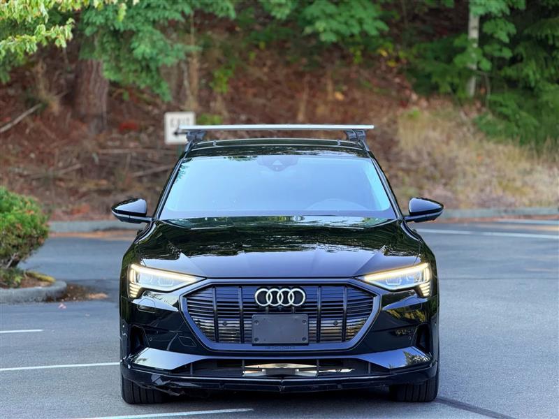 Audi E-Tron Premium Plus quattro 2021 Audi E-Tron Premium Plus quattro 2021