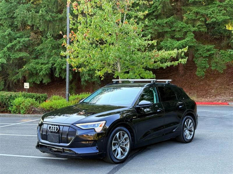 Audi E-Tron Premium Plus quattro 2021 Audi E-Tron Premium Plus quattro 2021