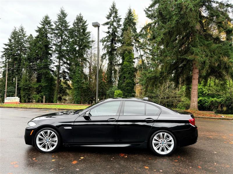 BMW 5-Series 528i 2016