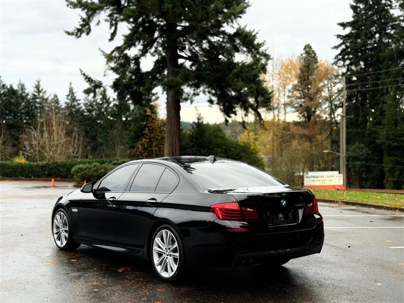 BMW 5-Series 528i 2016