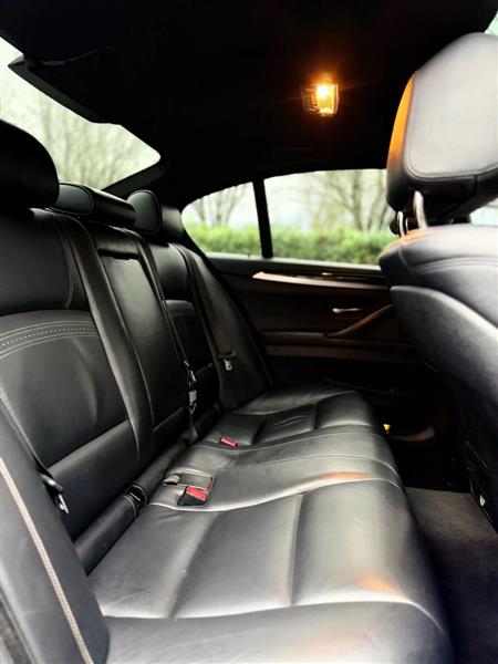 BMW 5-Series 528i 2016