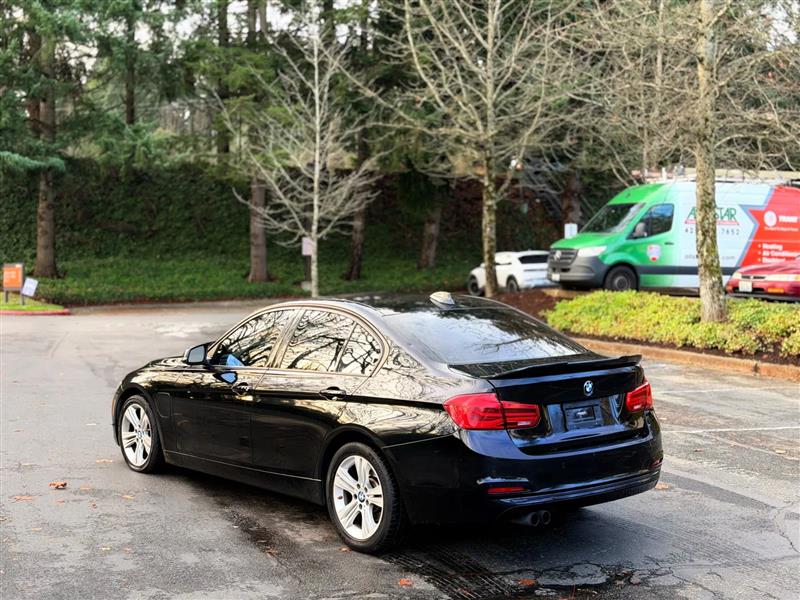 BMW 3-Series 330e 2016