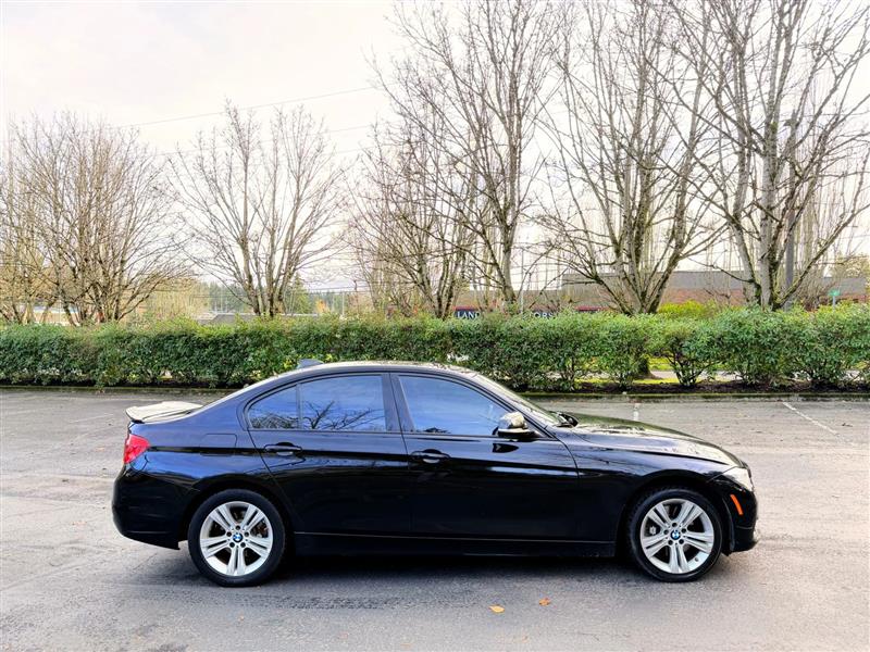 BMW 3-Series 330e 2016