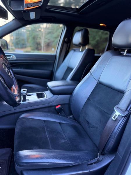 Jeep Grand Cherokee Laredo 4WD 2015