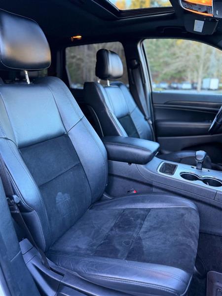 Jeep Grand Cherokee Laredo 4WD 2015