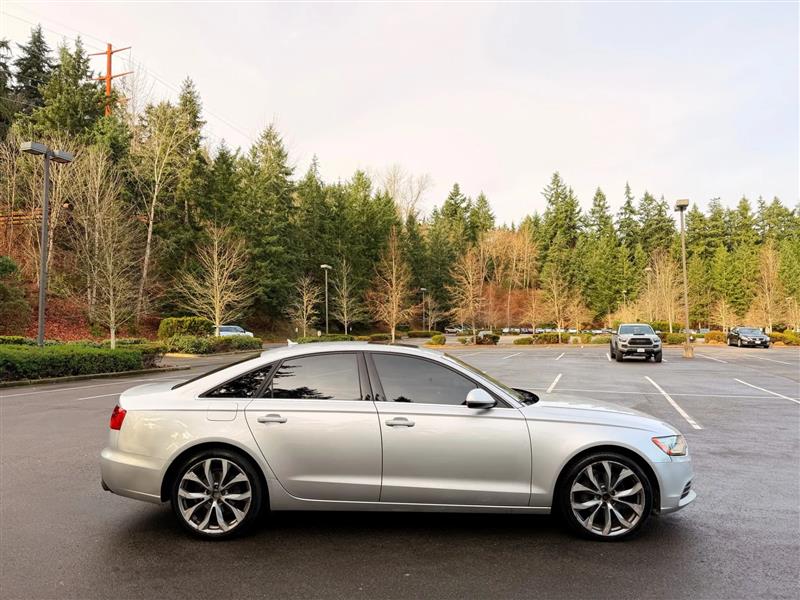Audi A6 2.0T Premium Sedan FrontTrak Multitronic 2013