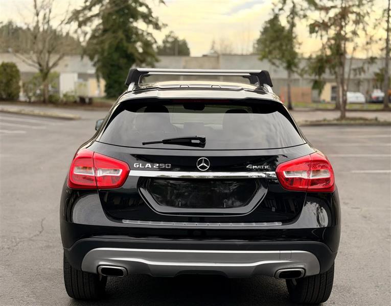 Mercedes-Benz GLA-Class GLA250 4MATIC 2017