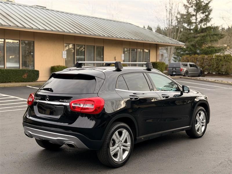 Mercedes-Benz GLA-Class GLA250 4MATIC 2017