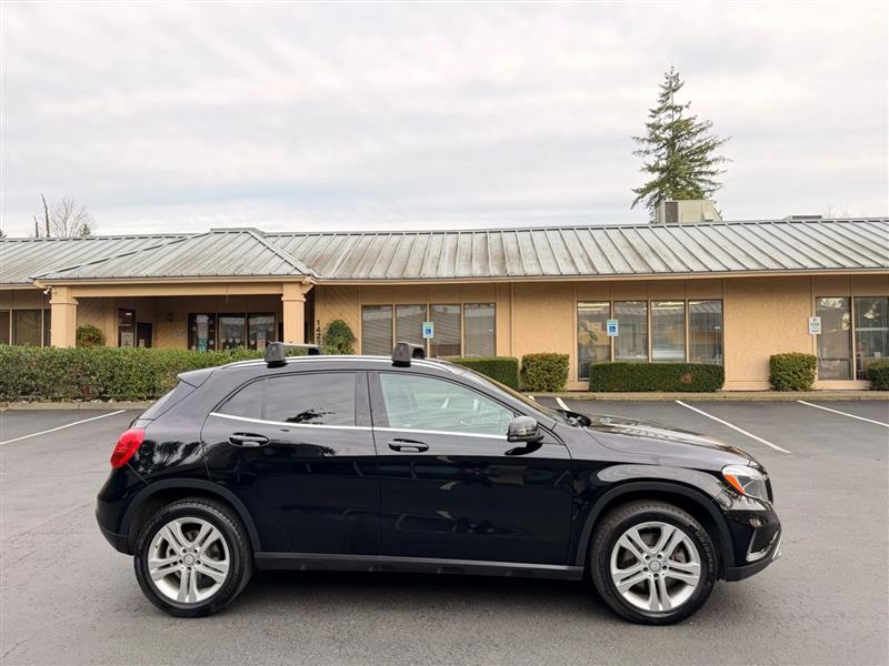 Mercedes-Benz GLA-Class GLA250 4MATIC 2017