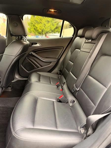 Mercedes-Benz GLA-Class GLA250 4MATIC 2017