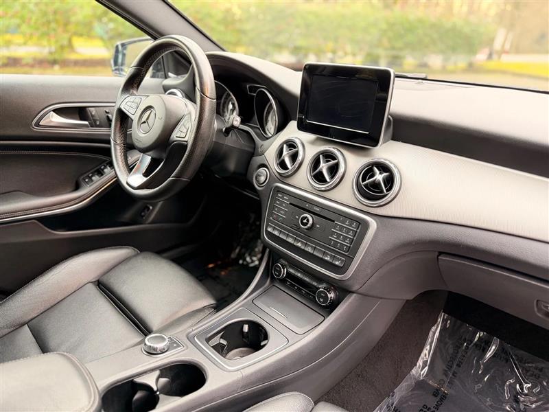 Mercedes-Benz GLA-Class GLA250 4MATIC 2017