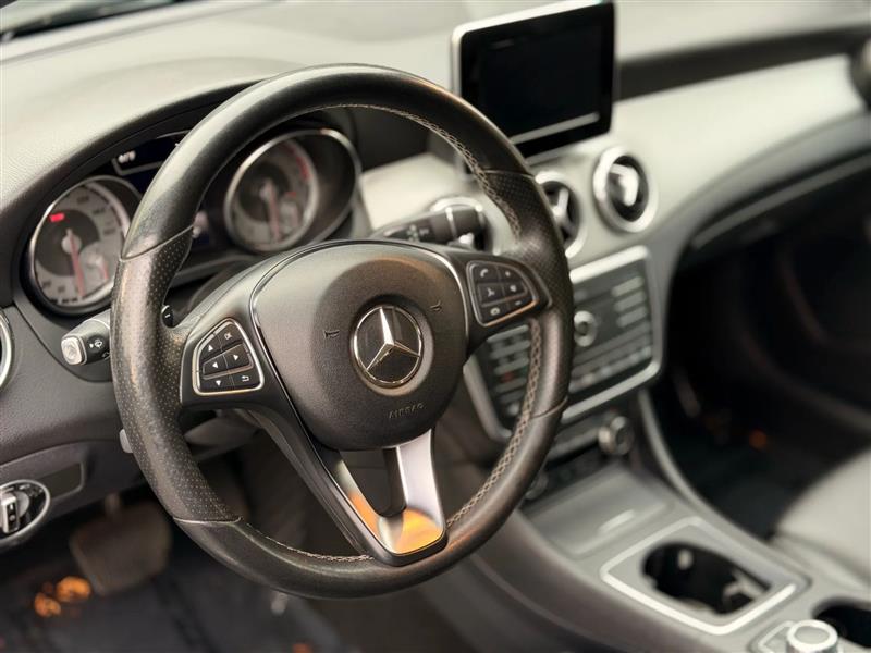 Mercedes-Benz GLA-Class GLA250 4MATIC 2017