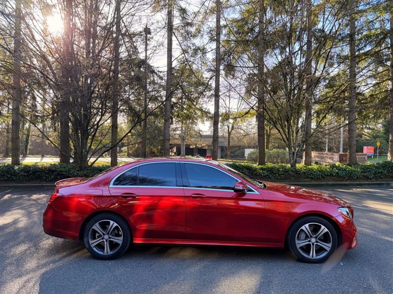 Mercedes-Benz E-Class E300 Luxury Sedan 2017