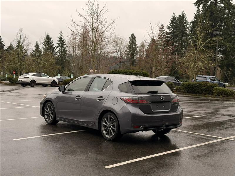 Lexus CT 200h Base 2013