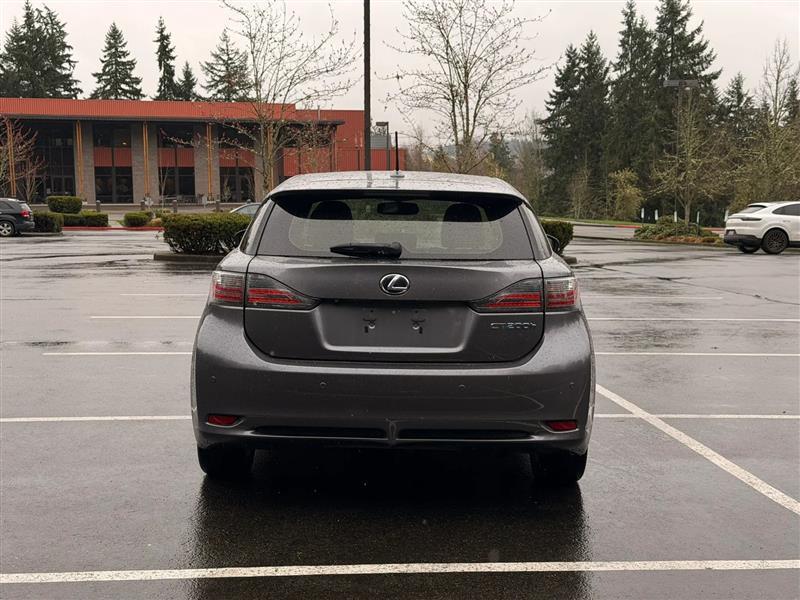 Lexus CT 200h Base 2013