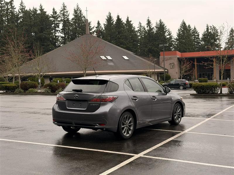 Lexus CT 200h Base 2013