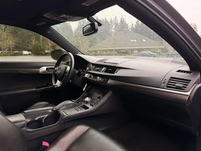 Lexus CT 200h Base 2013