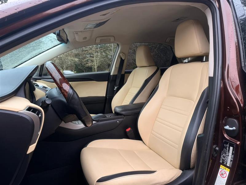 Lexus NX 200t FWD 2017