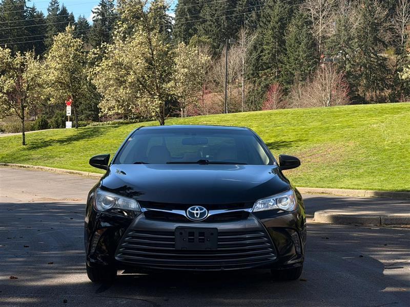 Toyota Camry Hybrid XLE 2015