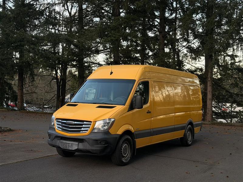 Mercedes-Benz Sprinter 2500 High Roof 170-in. WB 2014