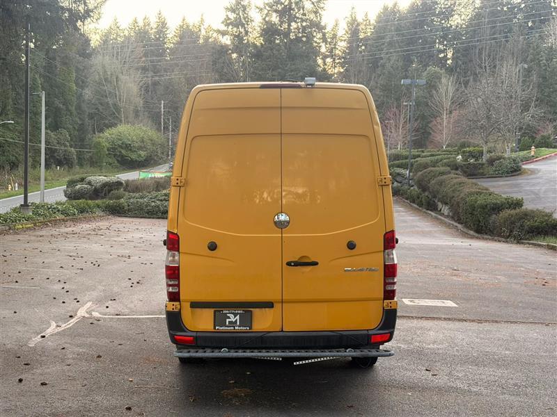 Mercedes-Benz Sprinter 2500 High Roof 170-in. WB 2014