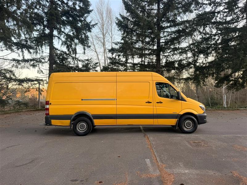 Mercedes-Benz Sprinter 2500 High Roof 170-in. WB 2014