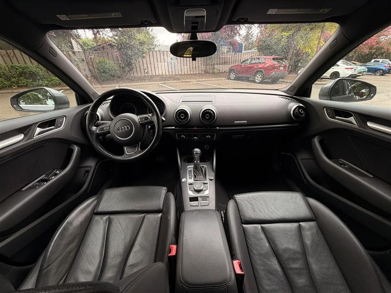 Audi A3 2.0T Premium Sedan quattro S tronic 2015