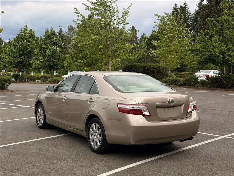 Toyota Camry Hybrid Sedan 2007