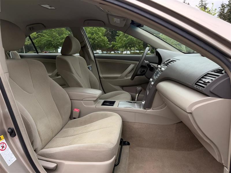 Toyota Camry Hybrid Sedan 2007