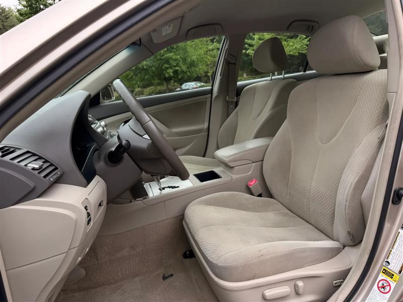 Toyota Camry Hybrid Sedan 2007