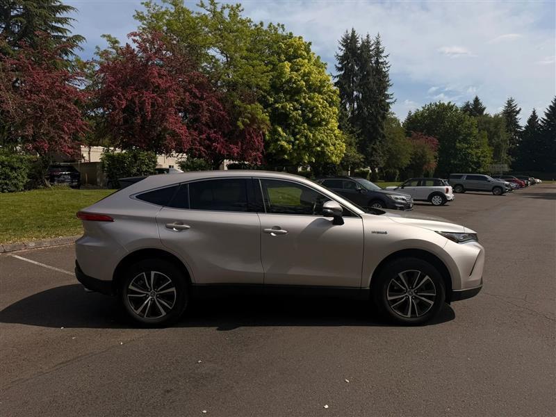 Toyota Venza LE 2021