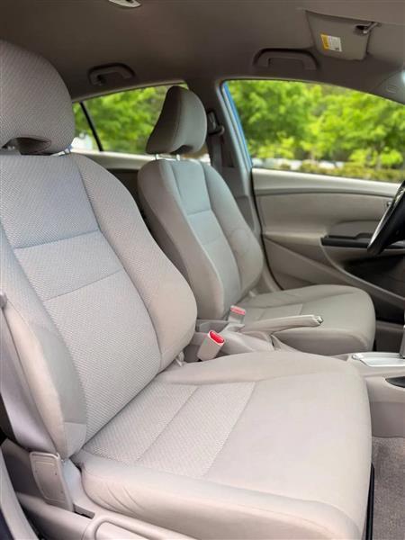 Honda Insight Base 2014