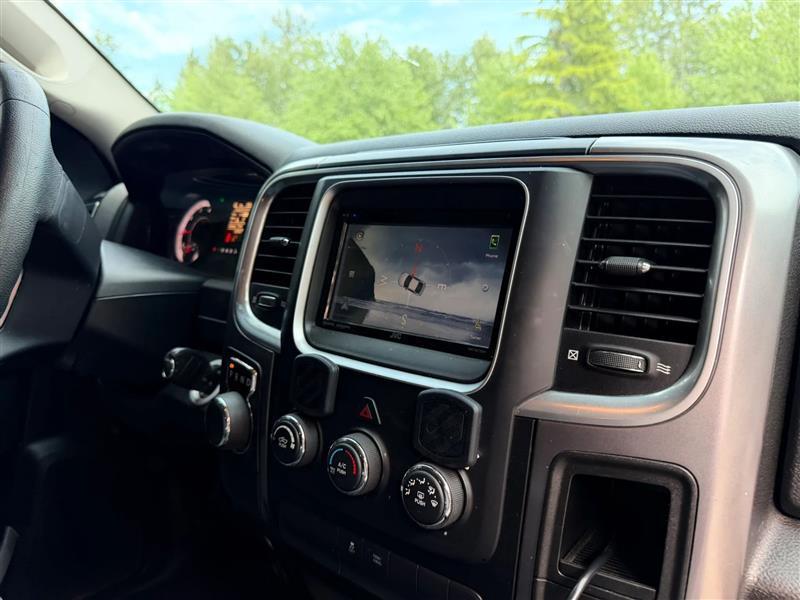 RAM 1500 Classic Tradesman Crew Cab SWB 2WD 2021