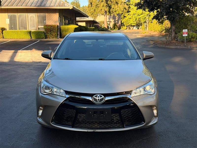 Toyota Camry LE 2017