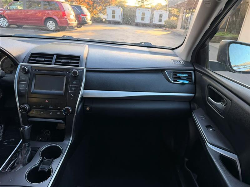 Toyota Camry LE 2017