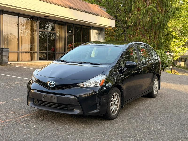 Toyota Prius V Two 2016