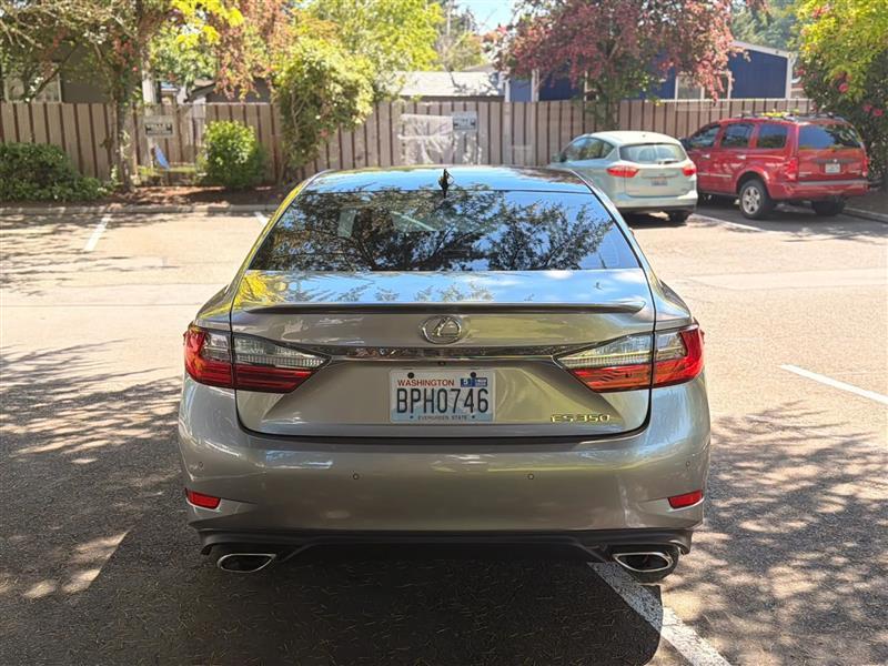 Lexus ES 350 Sedan 2016