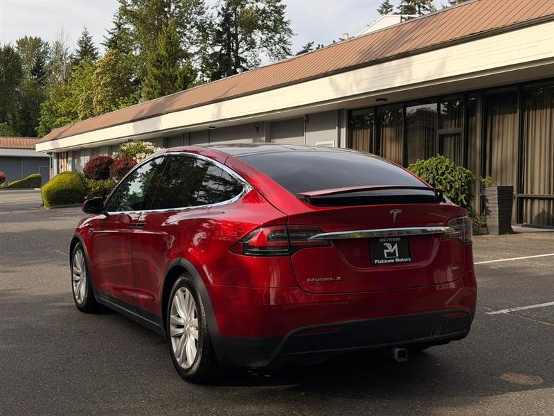 Tesla Model X 90D 2016