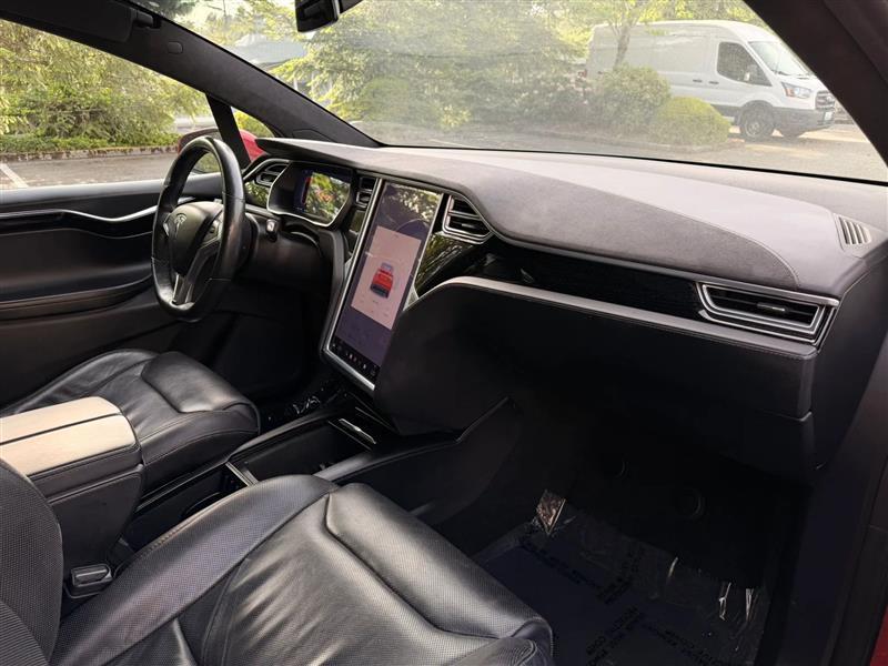 Tesla Model X 90D 2016