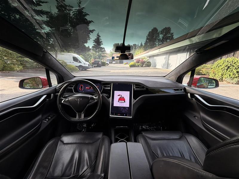 Tesla Model X 90D 2016