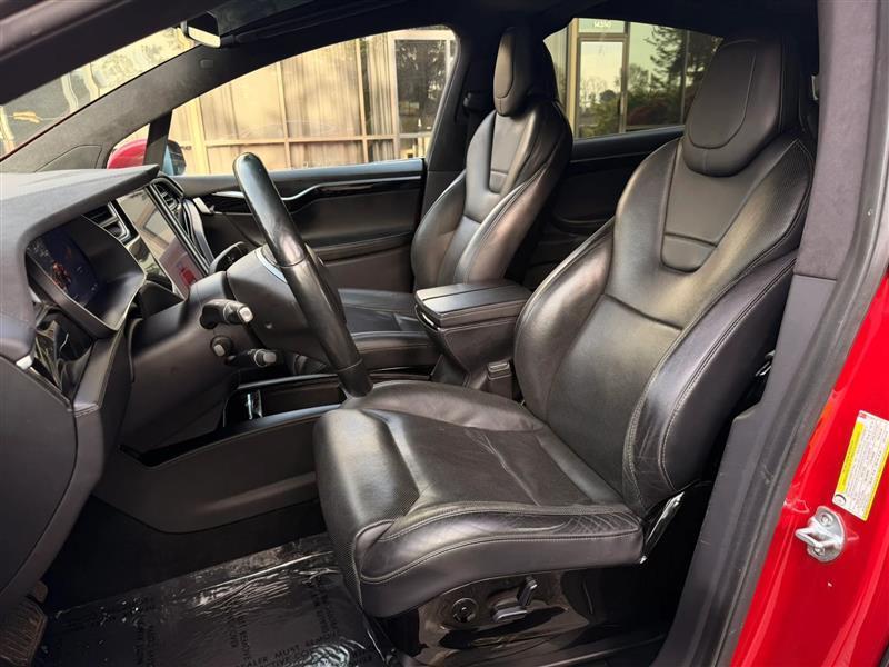Tesla Model X 90D 2016